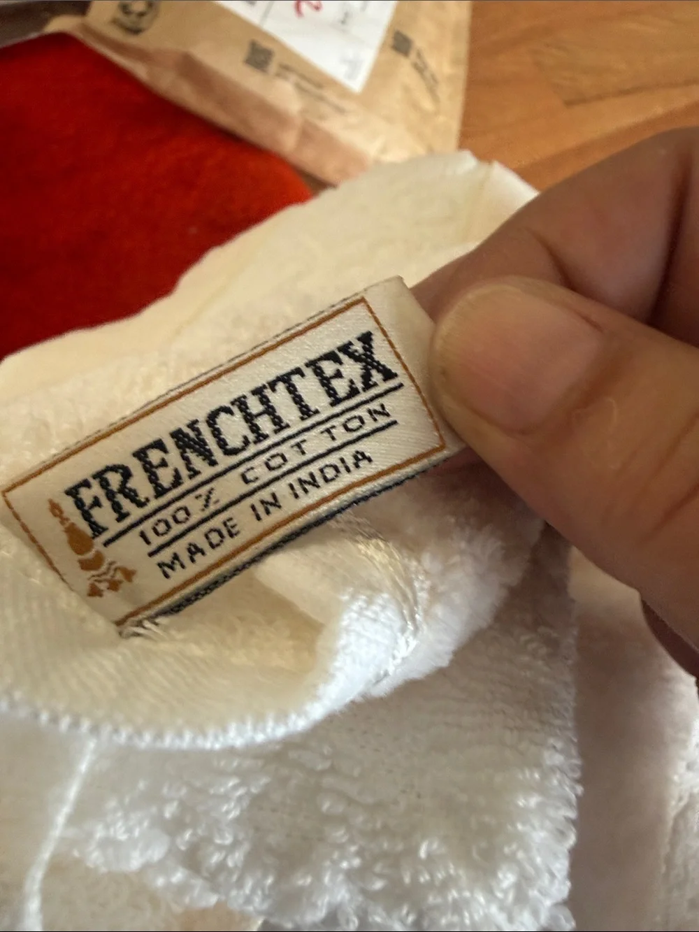(2) FrenchTex pearl jacquard Bath Towels